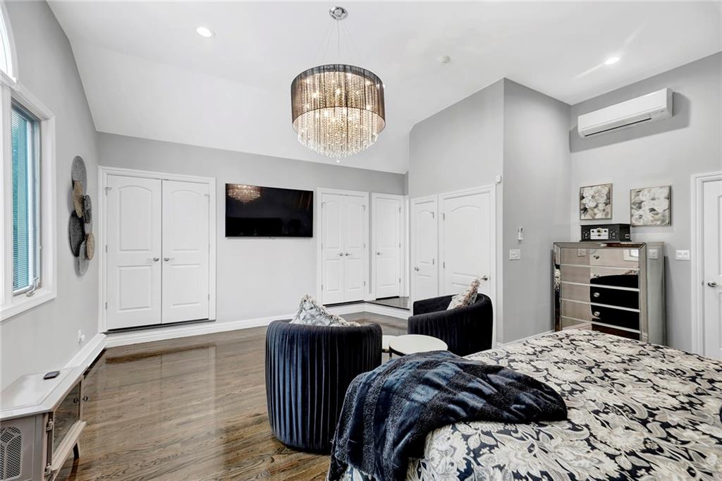 290 Koch Boulevard Annadale Staten Island NY 10312