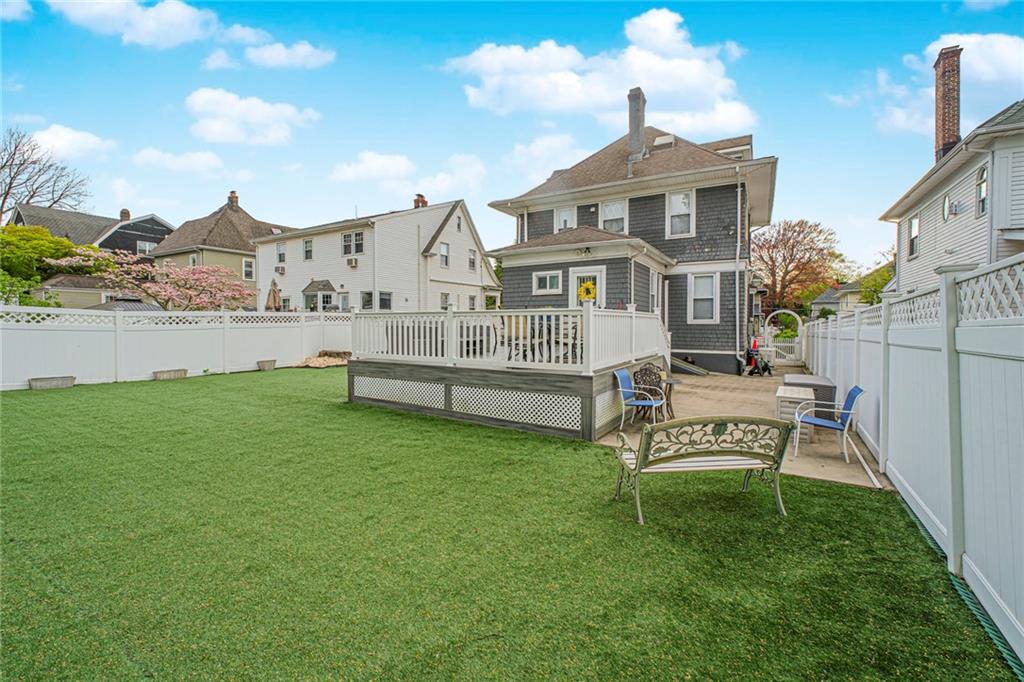 341 Oakland Avenue West Brighton Staten Island NY 10310