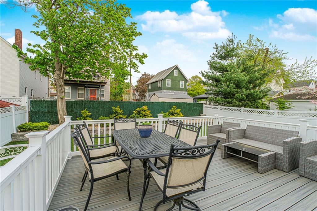 341 Oakland Avenue West Brighton Staten Island NY 10310