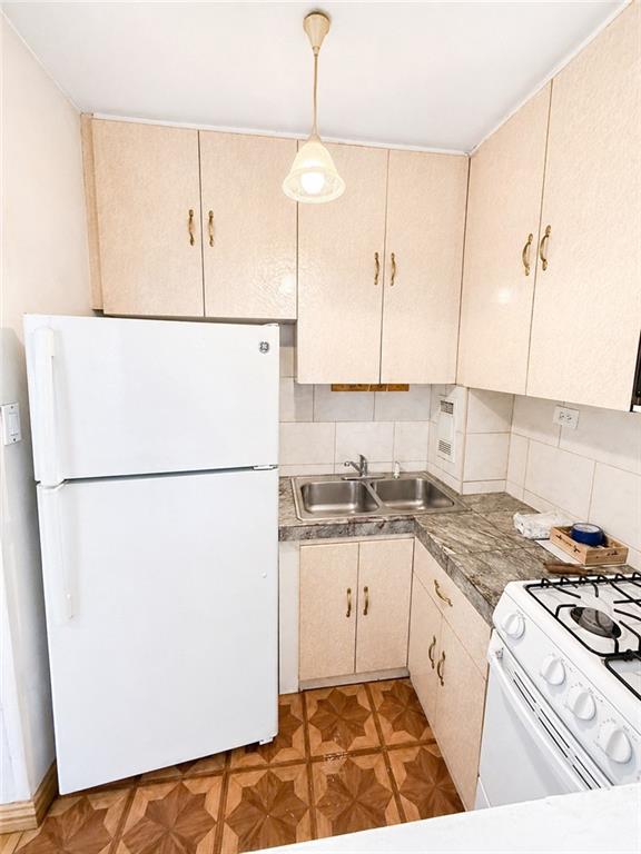 2815 Ocean Parkway Brighton Beach Brooklyn NY 11235