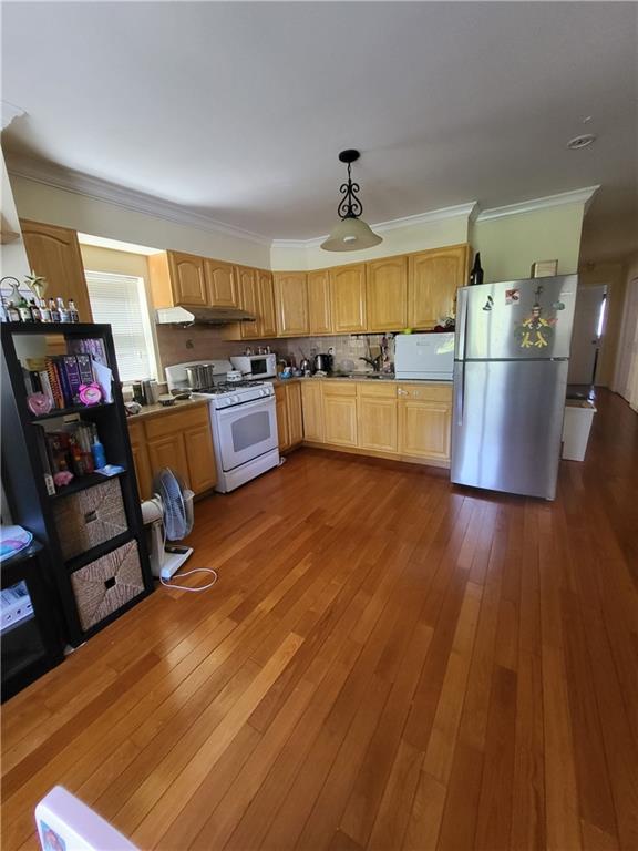 17507 74th Avenue Fresh Meadows Fresh Meadows NY 11366