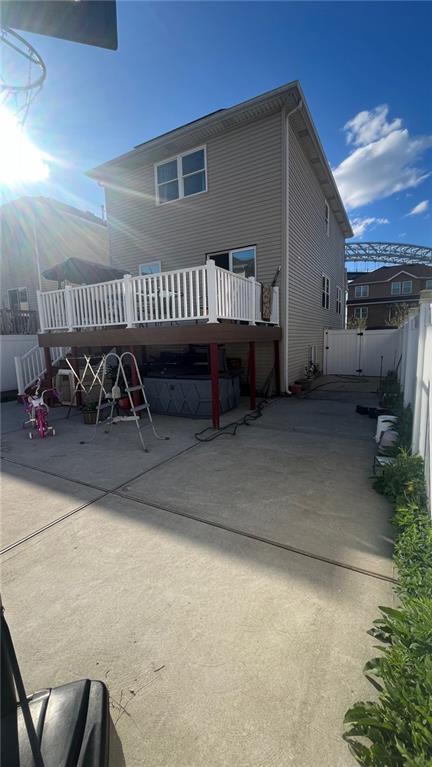 18 Edgeview Lane Port Richmond Staten Island NY 10302