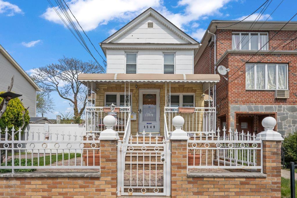 1549 East 96th Street Canarsie Brooklyn NY 11236