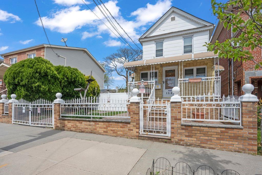 1549 East 96th Street Canarsie Brooklyn NY 11236