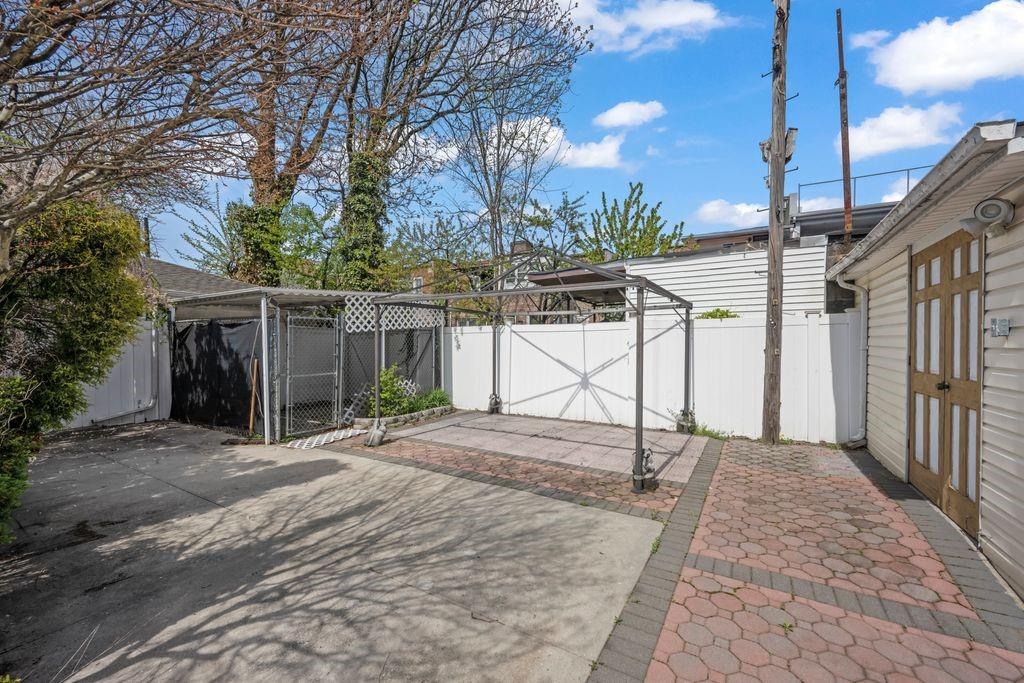 1549 East 96th Street Canarsie Brooklyn NY 11236