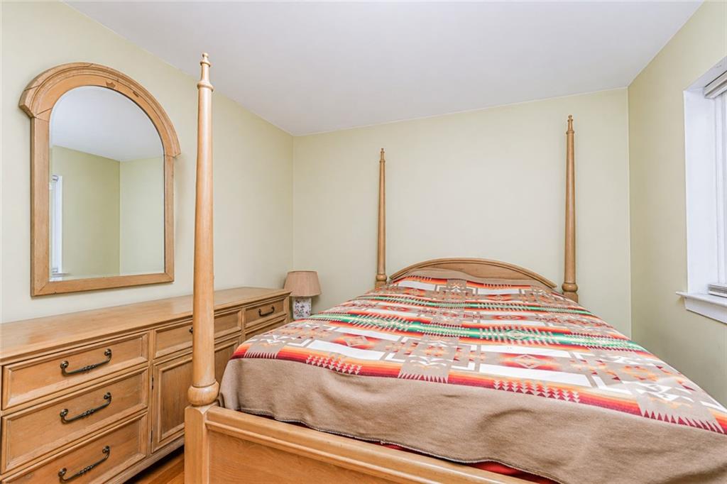 160 Devon Loop New Springville Staten Island NY 10314