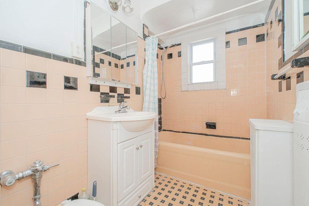 6623 Ovington Court Bensonhurst Brooklyn NY 11204