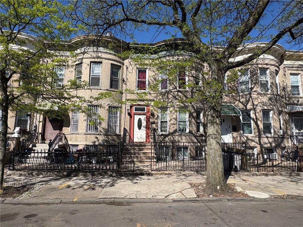 266 Hemlock Street East New York Brooklyn NY 11208