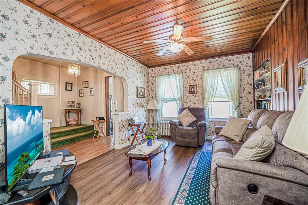 144 Bay 7th Street Dyker Heights Brooklyn NY 11228