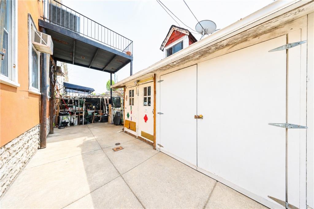 2016 Bay Ridge Parkway Bensonhurst Brooklyn NY 11204