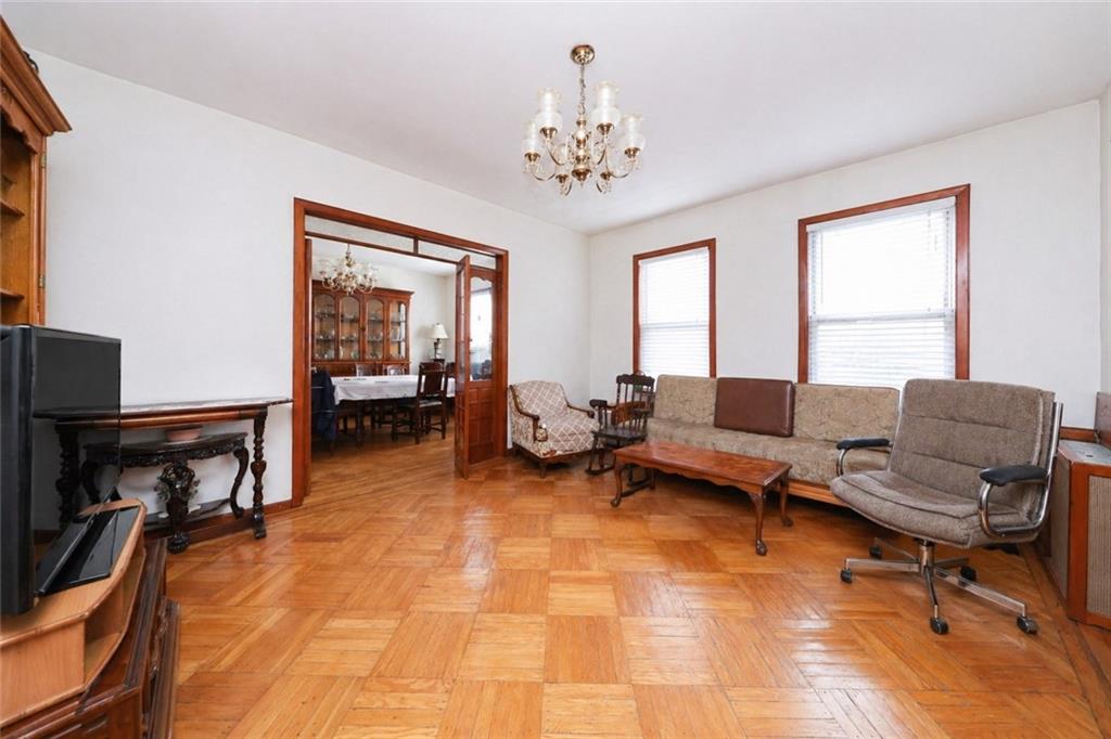 2016 Bay Ridge Parkway Bensonhurst Brooklyn NY 11204