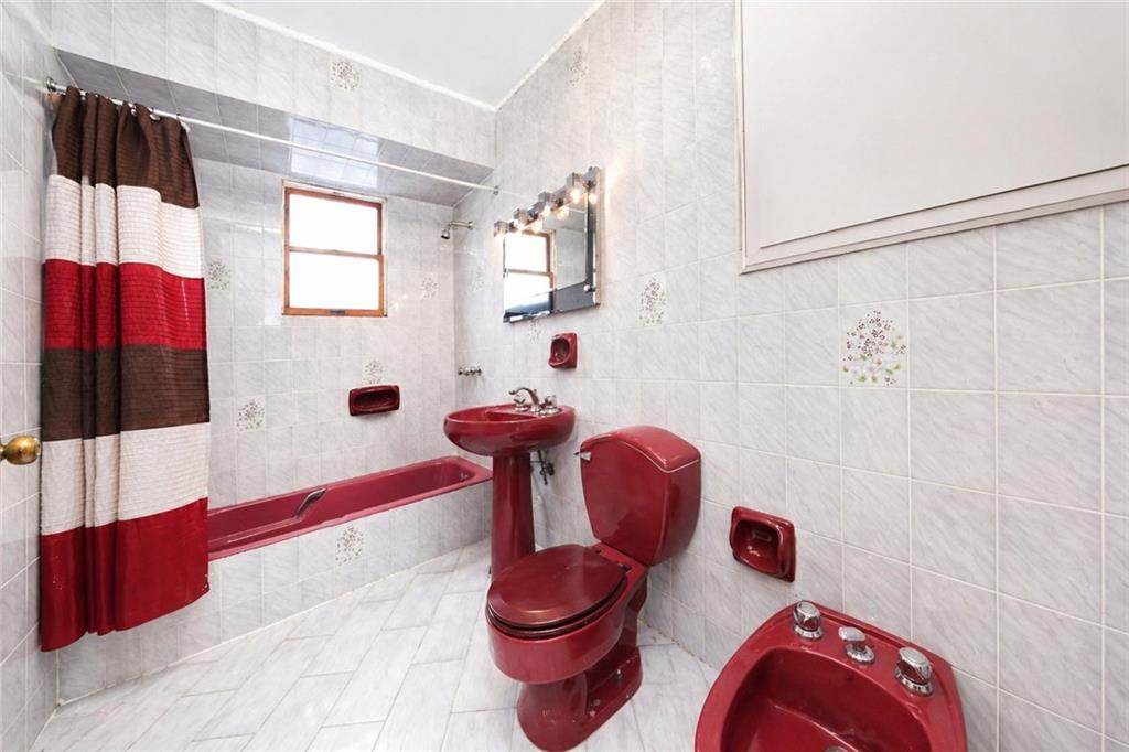 2016 Bay Ridge Parkway Bensonhurst Brooklyn NY 11204