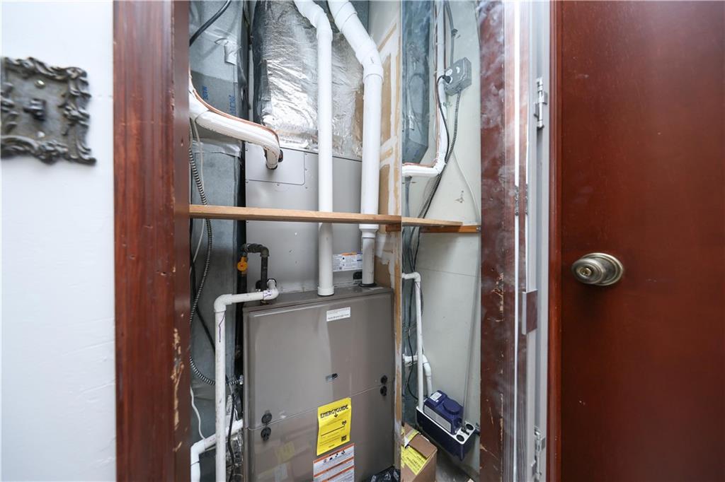 2016 Bay Ridge Parkway Bensonhurst Brooklyn NY 11204