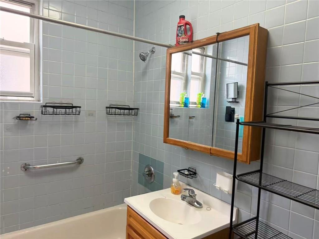 8682 15th Avenue Bensonhurst Brooklyn NY 11228