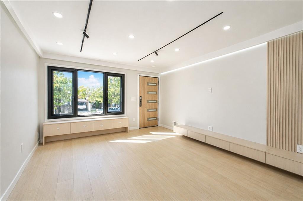 55 Beard Street New Springville Staten Island NY 10314