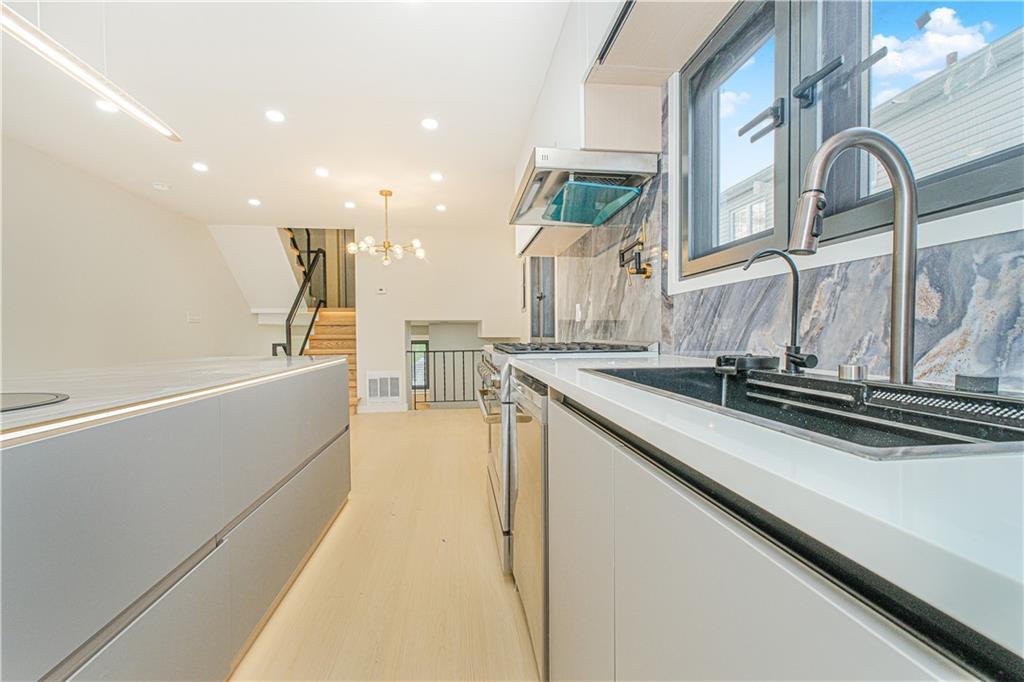 55 Beard Street New Springville Staten Island NY 10314