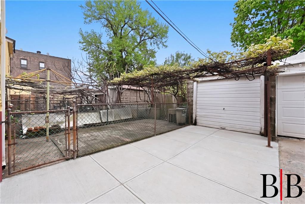 324 East 52nd Street East Flatbush Brooklyn NY 11203