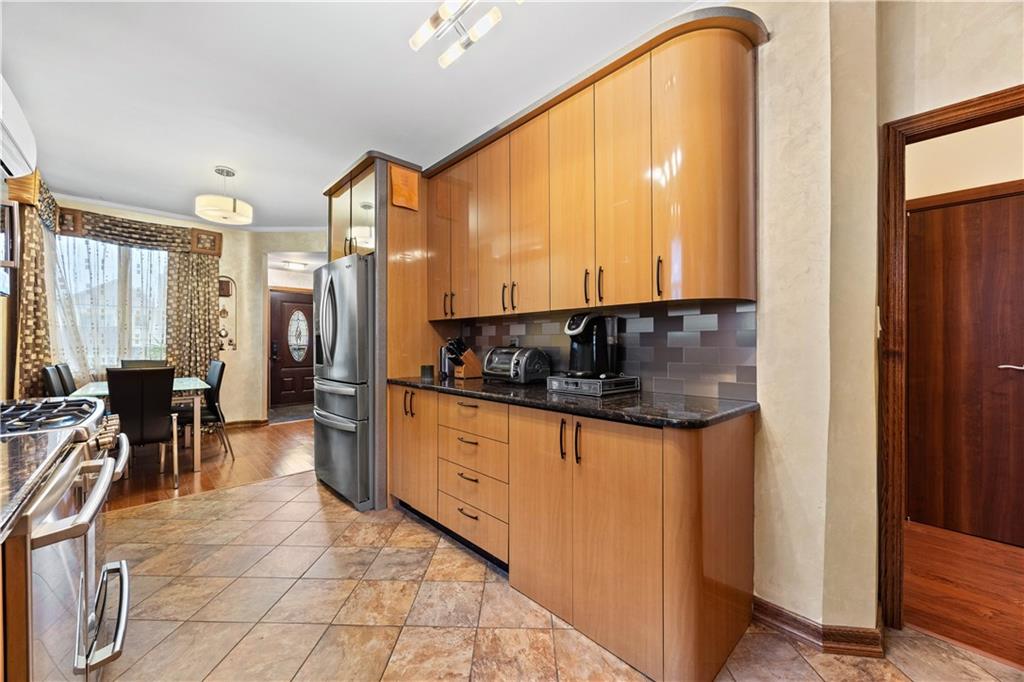 153 MacKenzie Street Manhattan Beach Brooklyn NY 11235