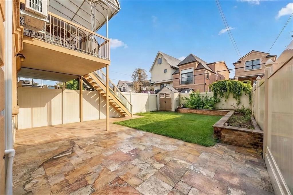 153 MacKenzie Street Manhattan Beach Brooklyn NY 11235