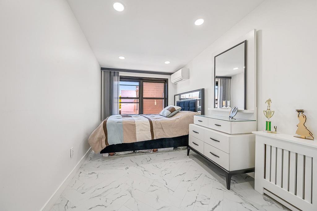 1075 Bay Ridge Parkway Bensonhurst Brooklyn NY 11228