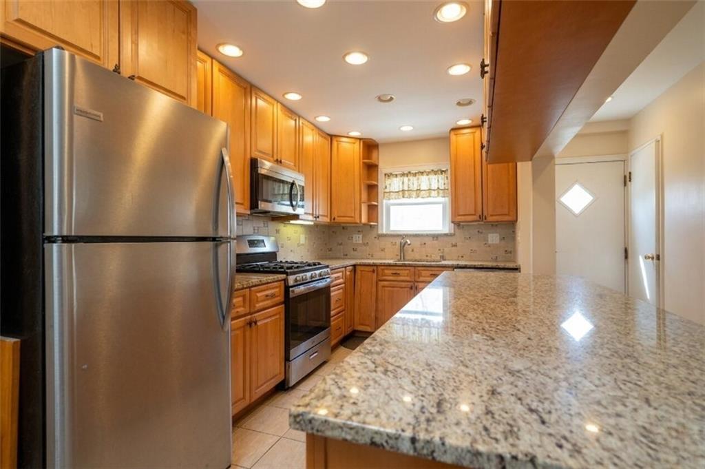 2900 Gerritsen Avenue Gerritsen Beach Brooklyn NY 11229