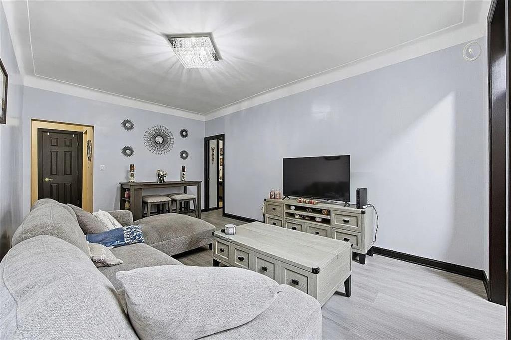 8735 Bay Parkway Bensonhurst Brooklyn NY 11214