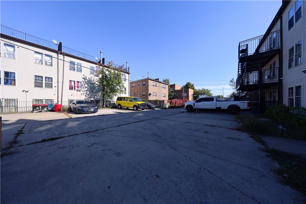 517 Milford Street East New York Brooklyn NY 11208