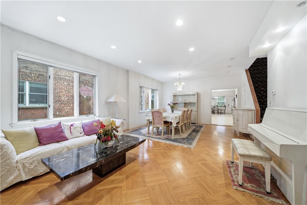 1904 Avenue O Midwood Brooklyn NY 11230