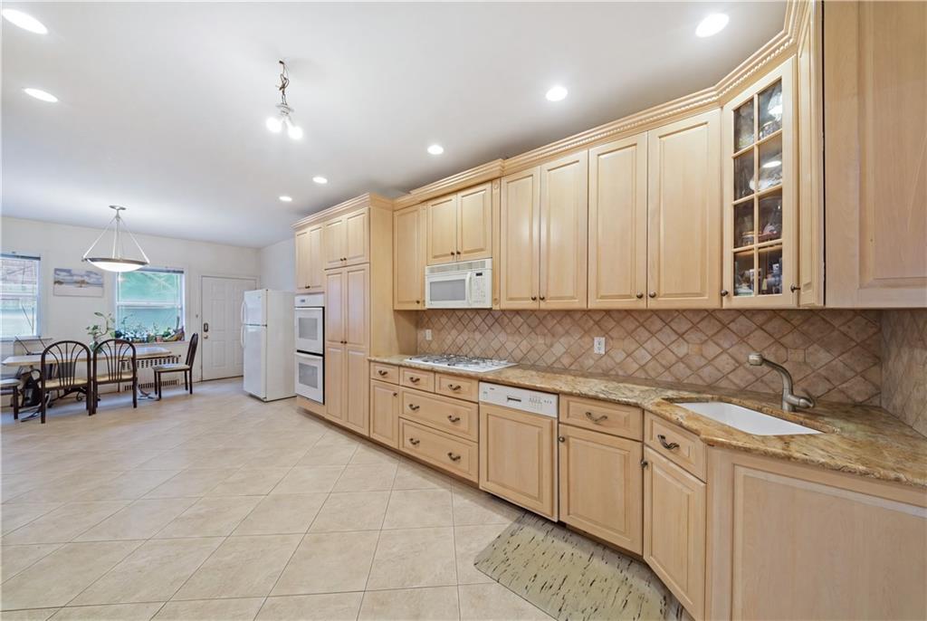 1904 Avenue O Midwood Brooklyn NY 11230