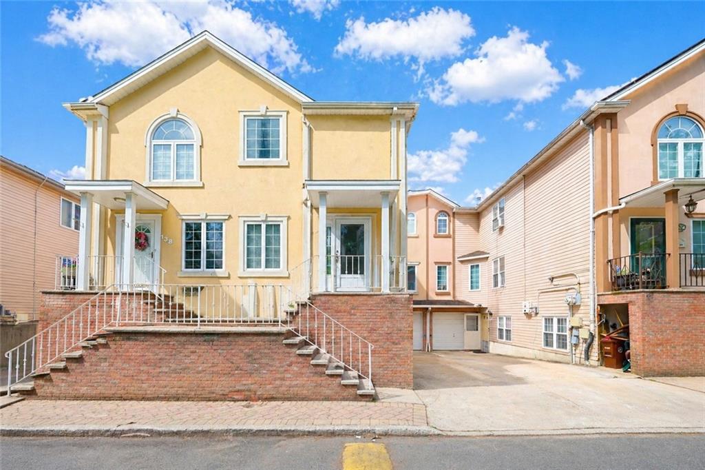 136 Erika Loop Arden Heights Staten Island NY 10312