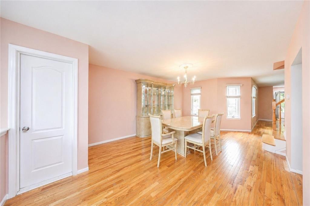 136 Erika Loop Arden Heights Staten Island NY 10312