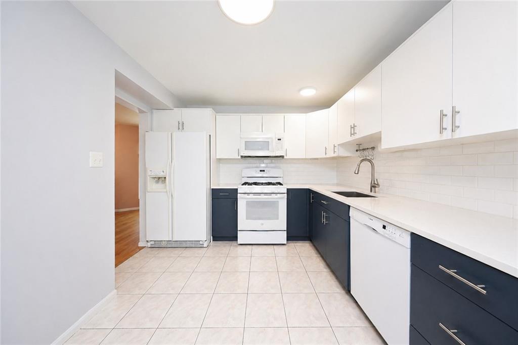 136 Erika Loop Arden Heights Staten Island NY 10312