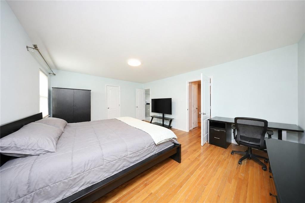 136 Erika Loop Arden Heights Staten Island NY 10312