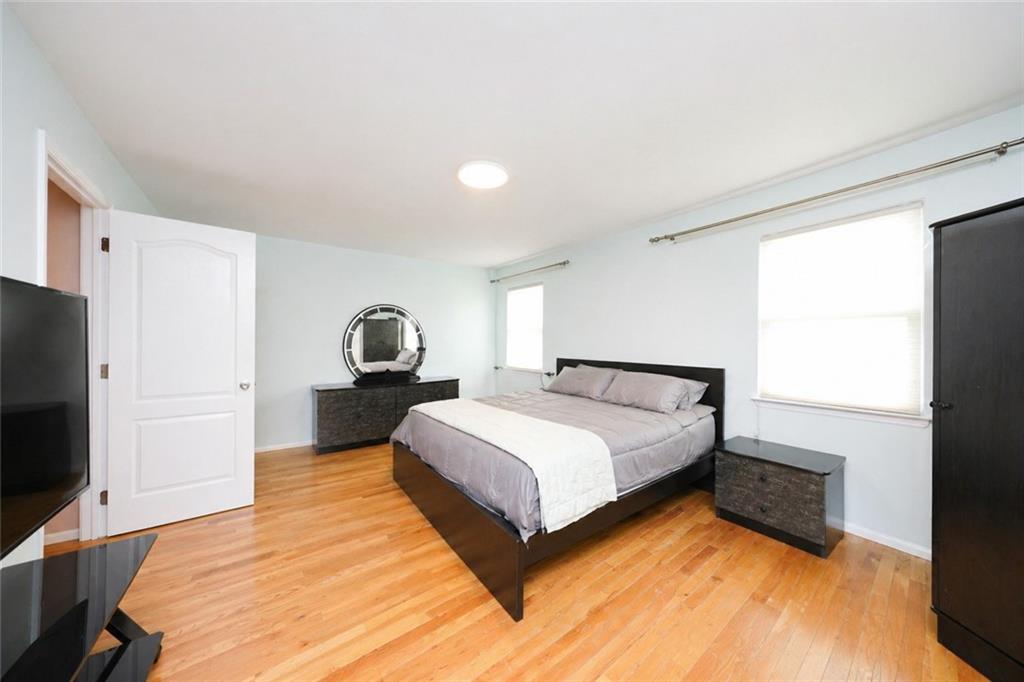 136 Erika Loop Arden Heights Staten Island NY 10312