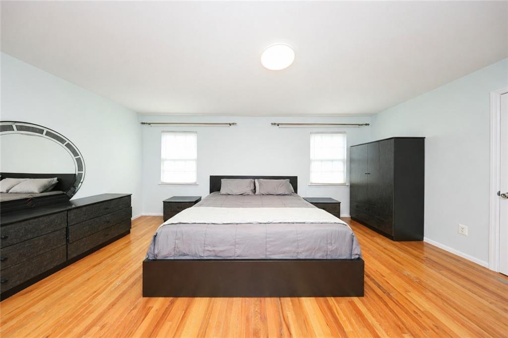 136 Erika Loop Arden Heights Staten Island NY 10312