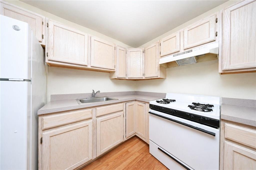 136 Erika Loop Arden Heights Staten Island NY 10312