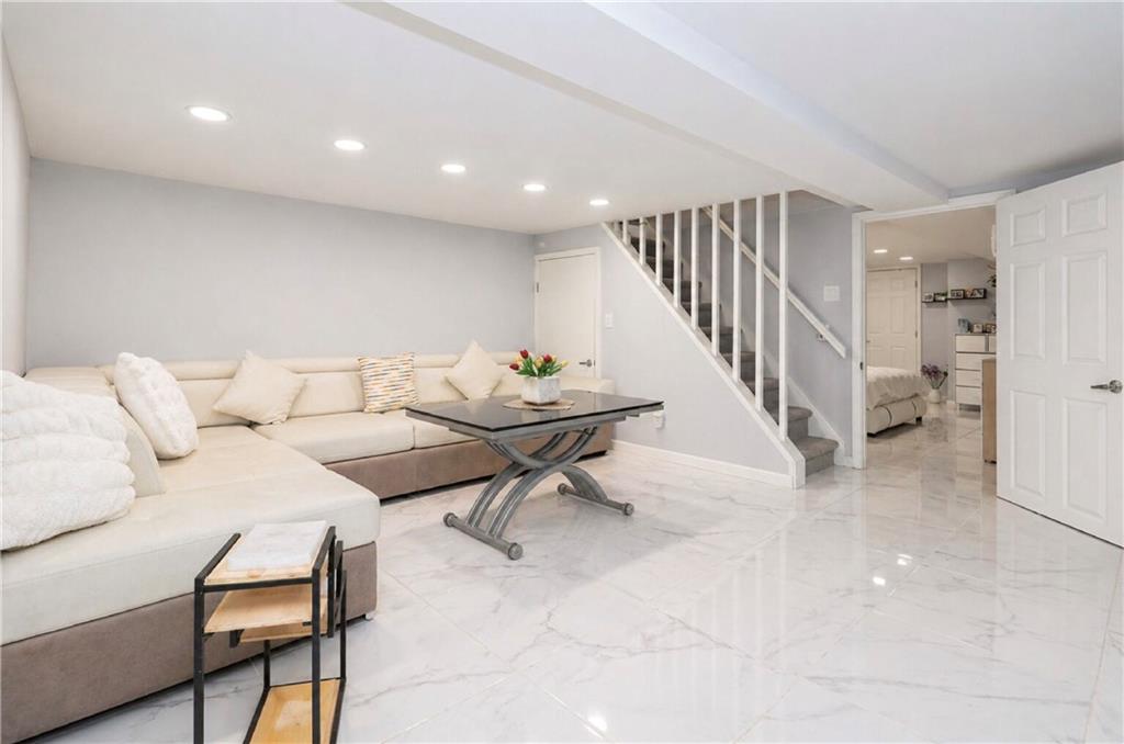 2571 East 29th Street Sheepshead Bay Brooklyn NY 11235