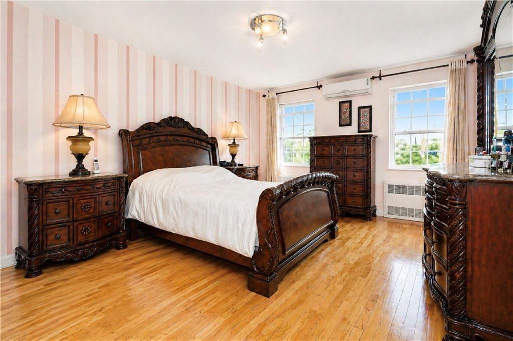 2571 East 29th Street Sheepshead Bay Brooklyn NY 11235