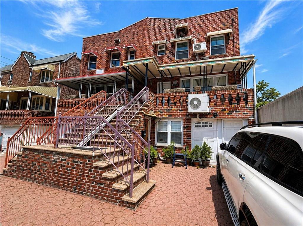 2571 East 29th Street Sheepshead Bay Brooklyn NY 11235