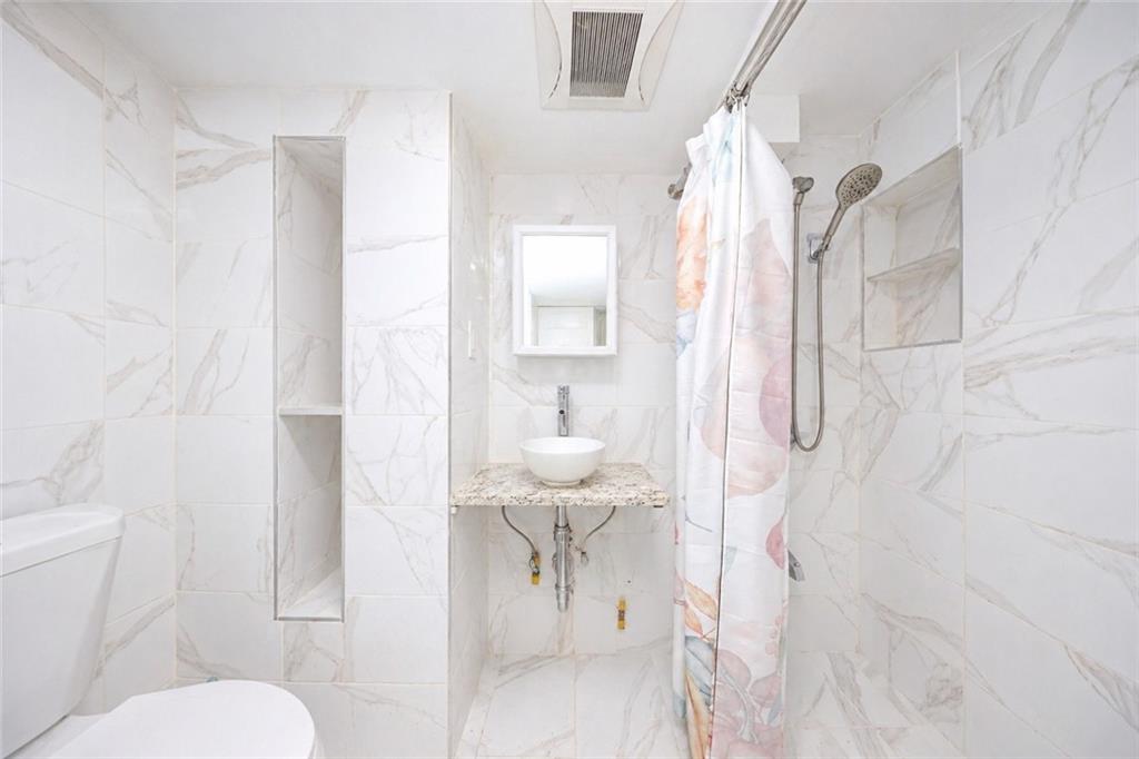 270 Greeley Avenue Grant City Staten Island NY 10306