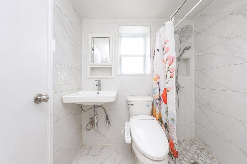 270 Greeley Avenue Grant City Staten Island NY 10306