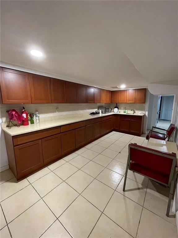 186 Dahill Road Borough Park Brooklyn NY 11218