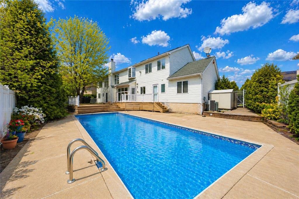 16 Gilroy Street Woodrow Staten Island NY 10309