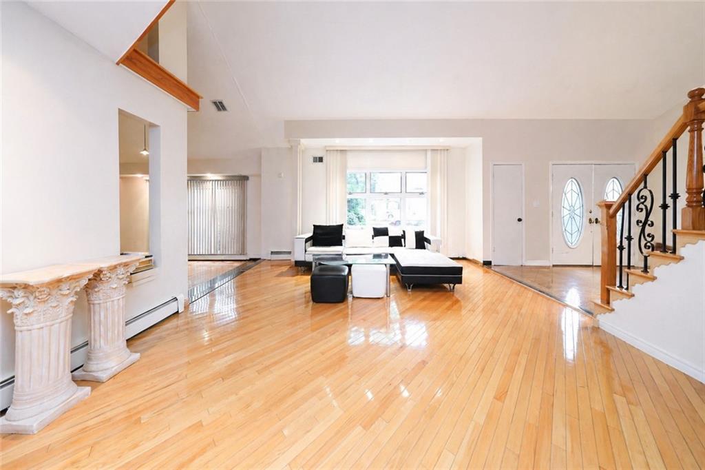 16 Gilroy Street Woodrow Staten Island NY 10309