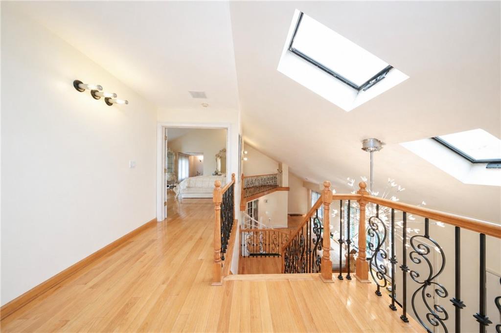 16 Gilroy Street Woodrow Staten Island NY 10309