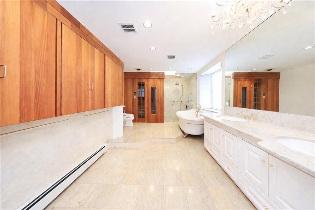 16 Gilroy Street Woodrow Staten Island NY 10309