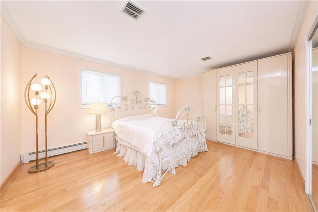 16 Gilroy Street Woodrow Staten Island NY 10309