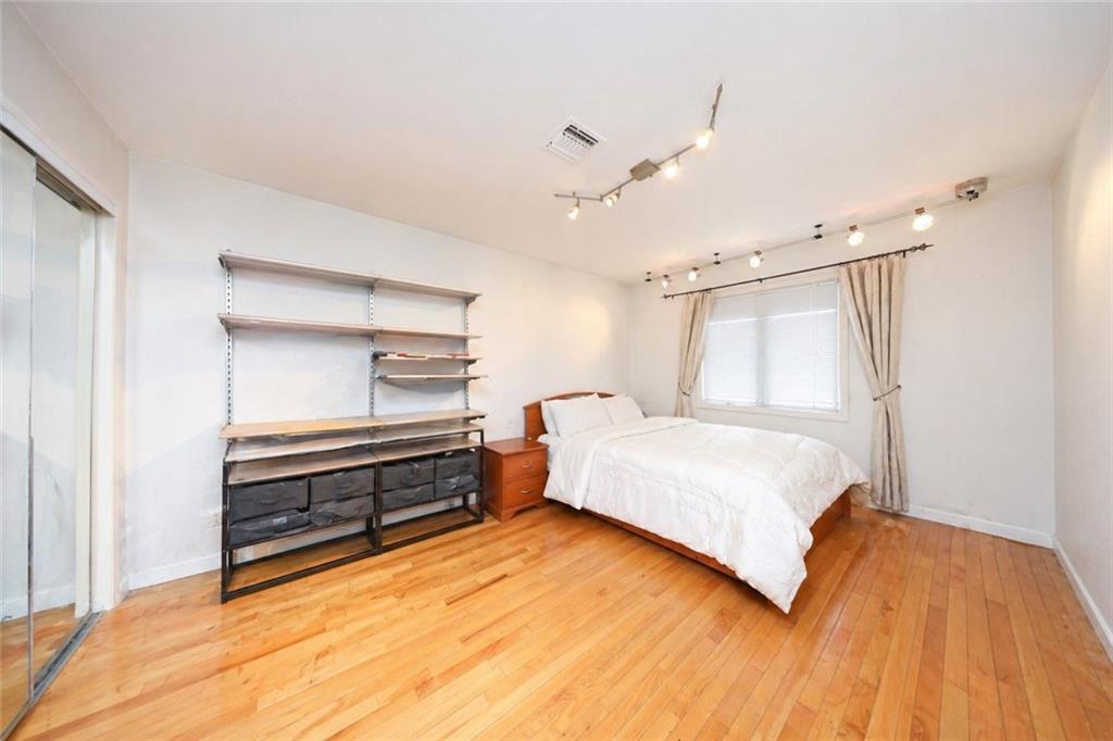 16 Gilroy Street Woodrow Staten Island NY 10309