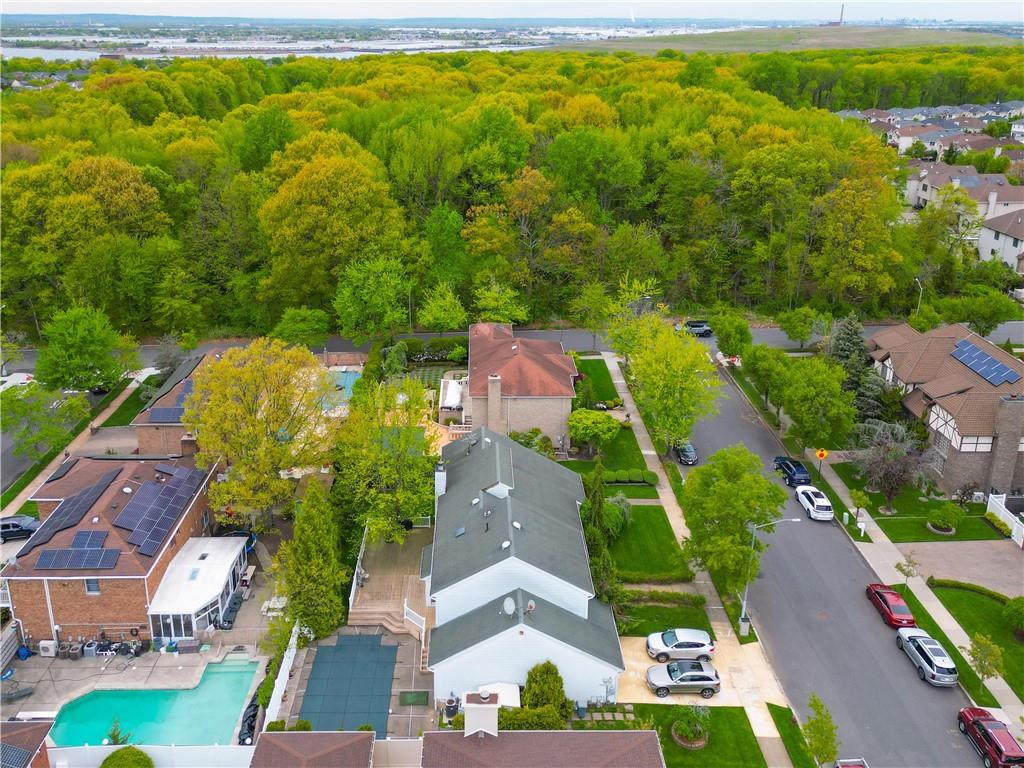 16 Gilroy Street Woodrow Staten Island NY 10309