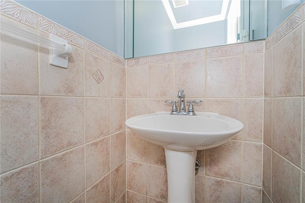6771 Hylan Boulevard Tottenville Staten Island NY 10309